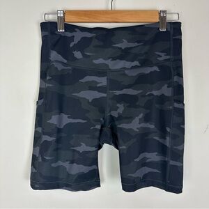 Athleta Ultimate Stash Pocket Camo 7” Short